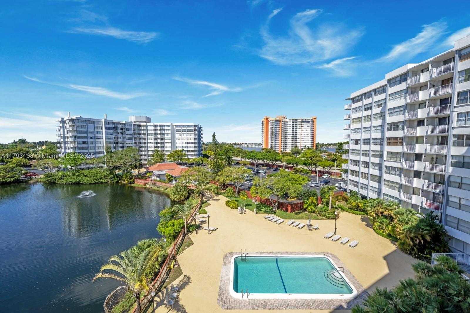 Small Image of 1300 NORTH EAST MIAMI GARDENS DR #621E, Miami Number 26