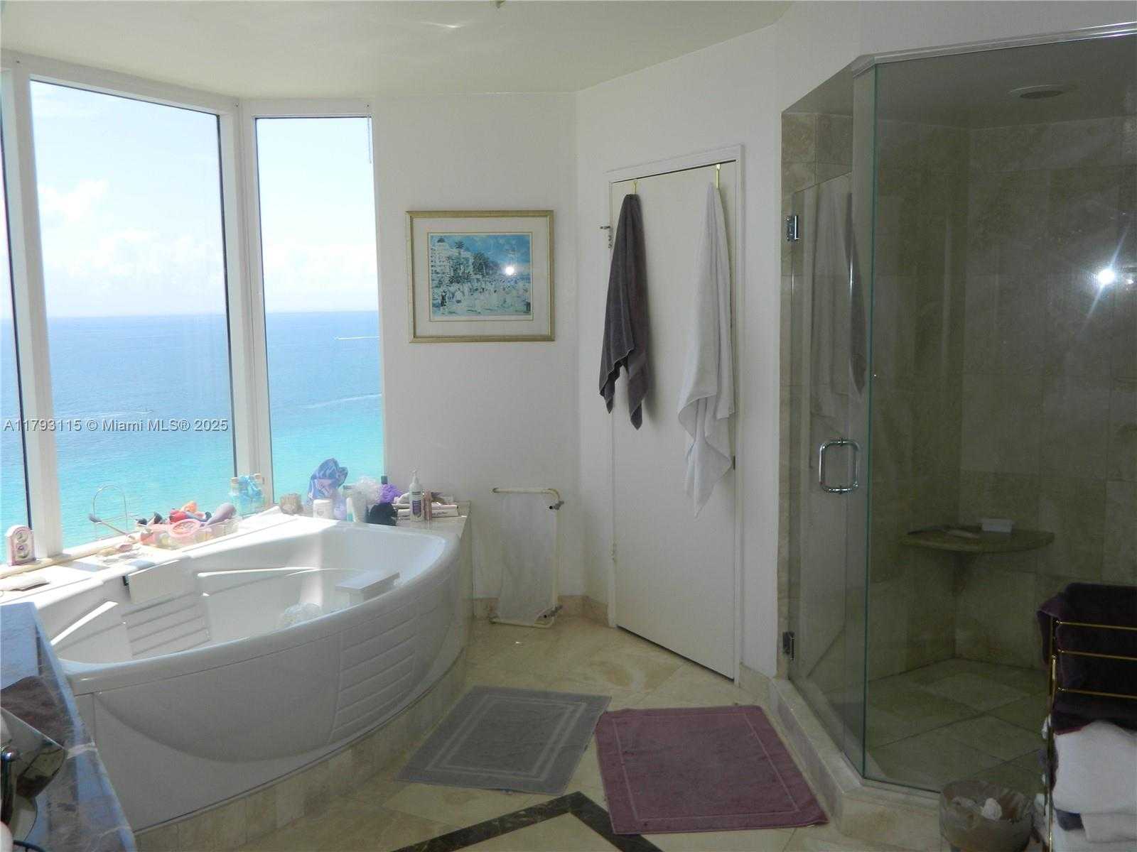 Small Image of 17555 #2108, Sunny Isles Beach Number 13