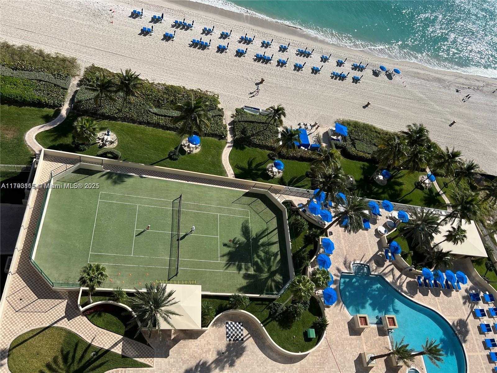 Small Image of Sunny Isles Beach Number 23