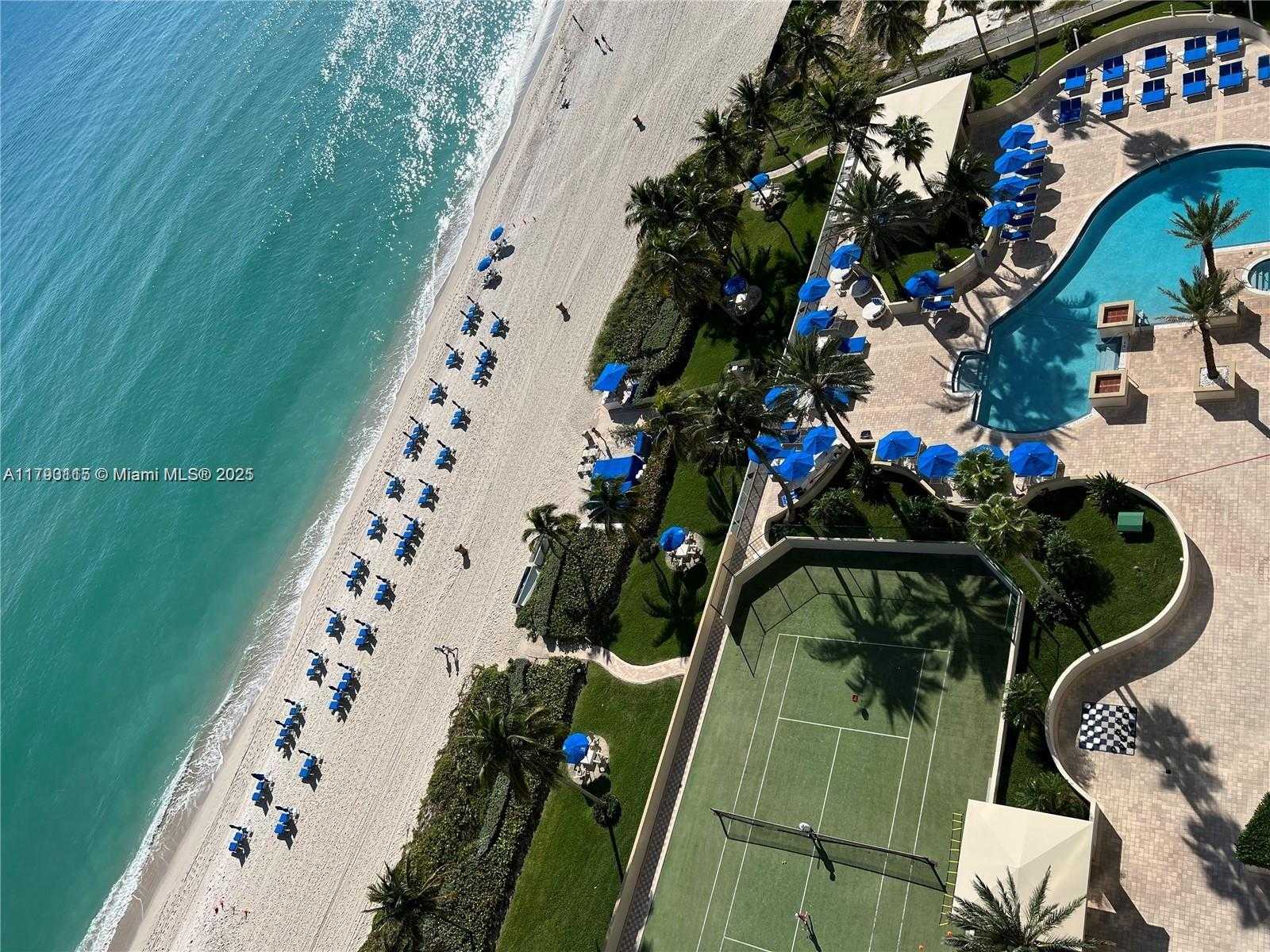 Small Image of Sunny Isles Beach Number 24