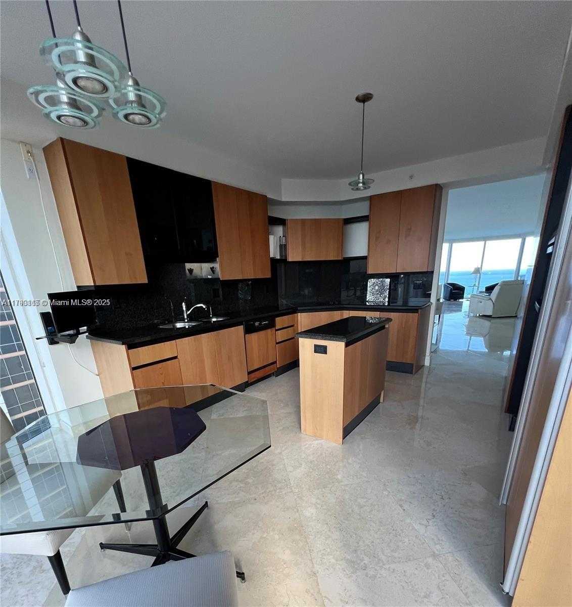 Small Image of Sunny Isles Beach Number 26