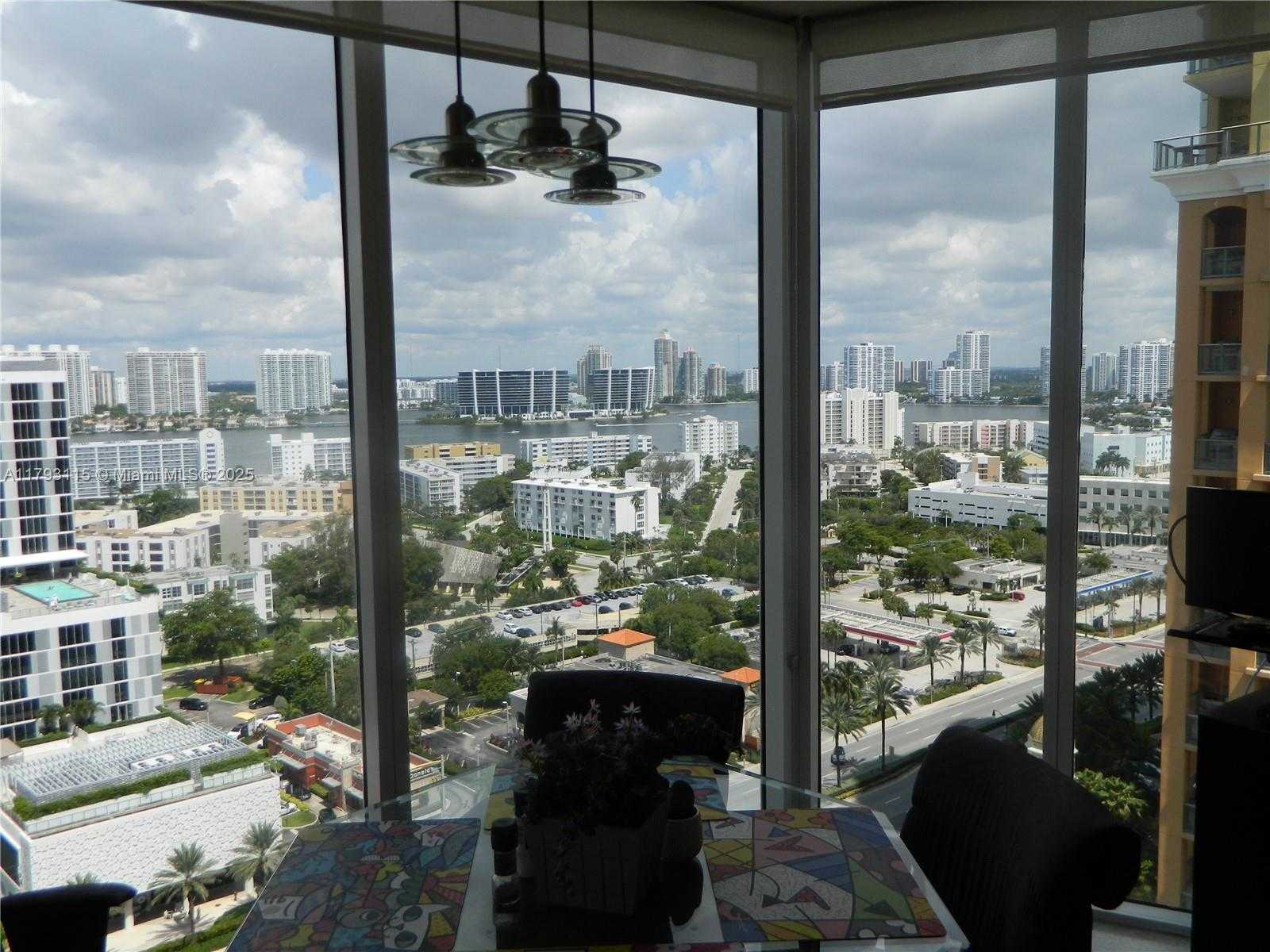 Small Image of 17555 #2108, Sunny Isles Beach Number 9
