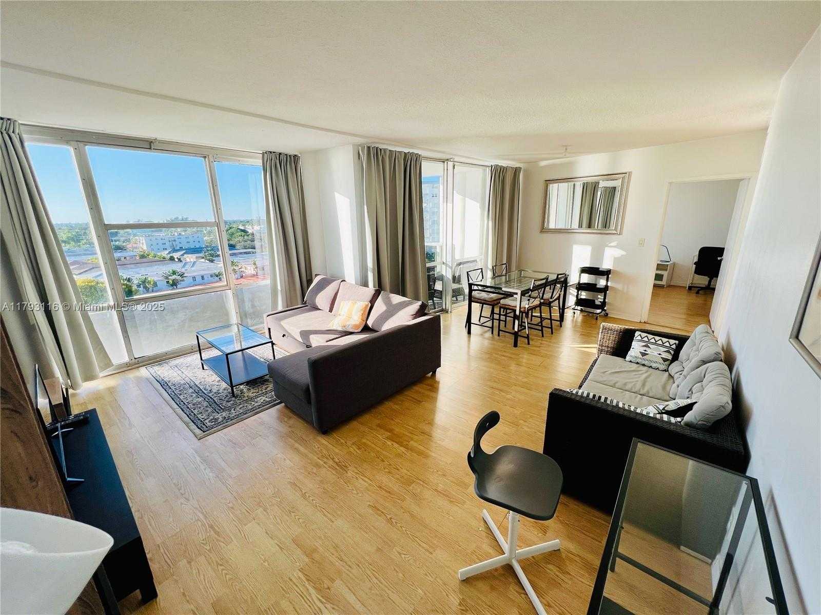 Small Image of 900 BAY DR #719, Miami Beach Number 11