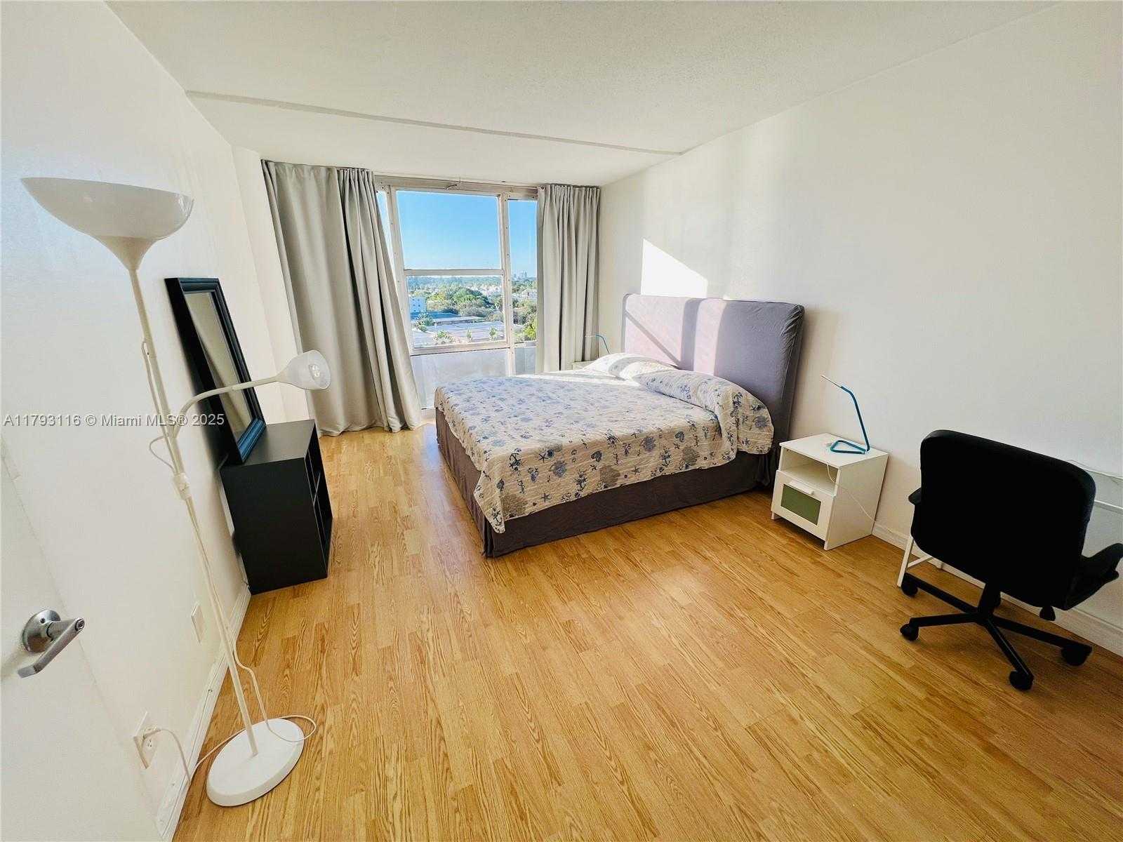 Small Image of 900 BAY DR #719, Miami Beach Number 13