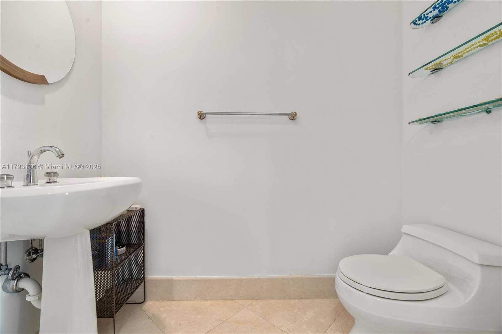 Small Image of 808 BRICKELL KEY DR #707, Miami Number 20