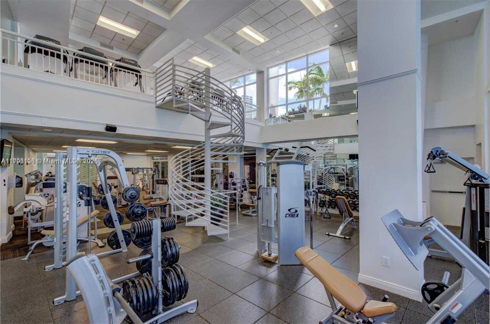 Small Image of 808 BRICKELL KEY DR #707, Miami Number 28
