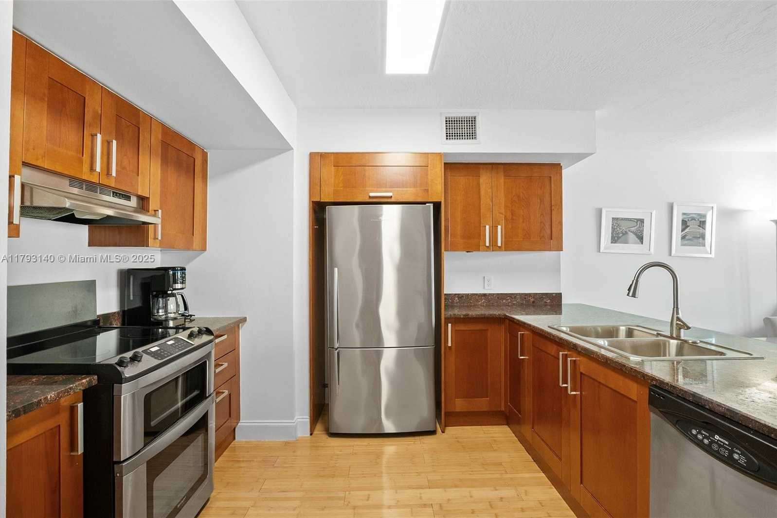 Small Image of 9499 COLLINS AVE #403, Surfside Number 11