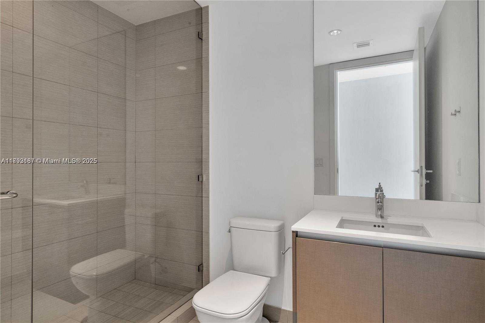Small Image of 3300 NORTH EAST 188TH ST #611, Aventura Number 20
