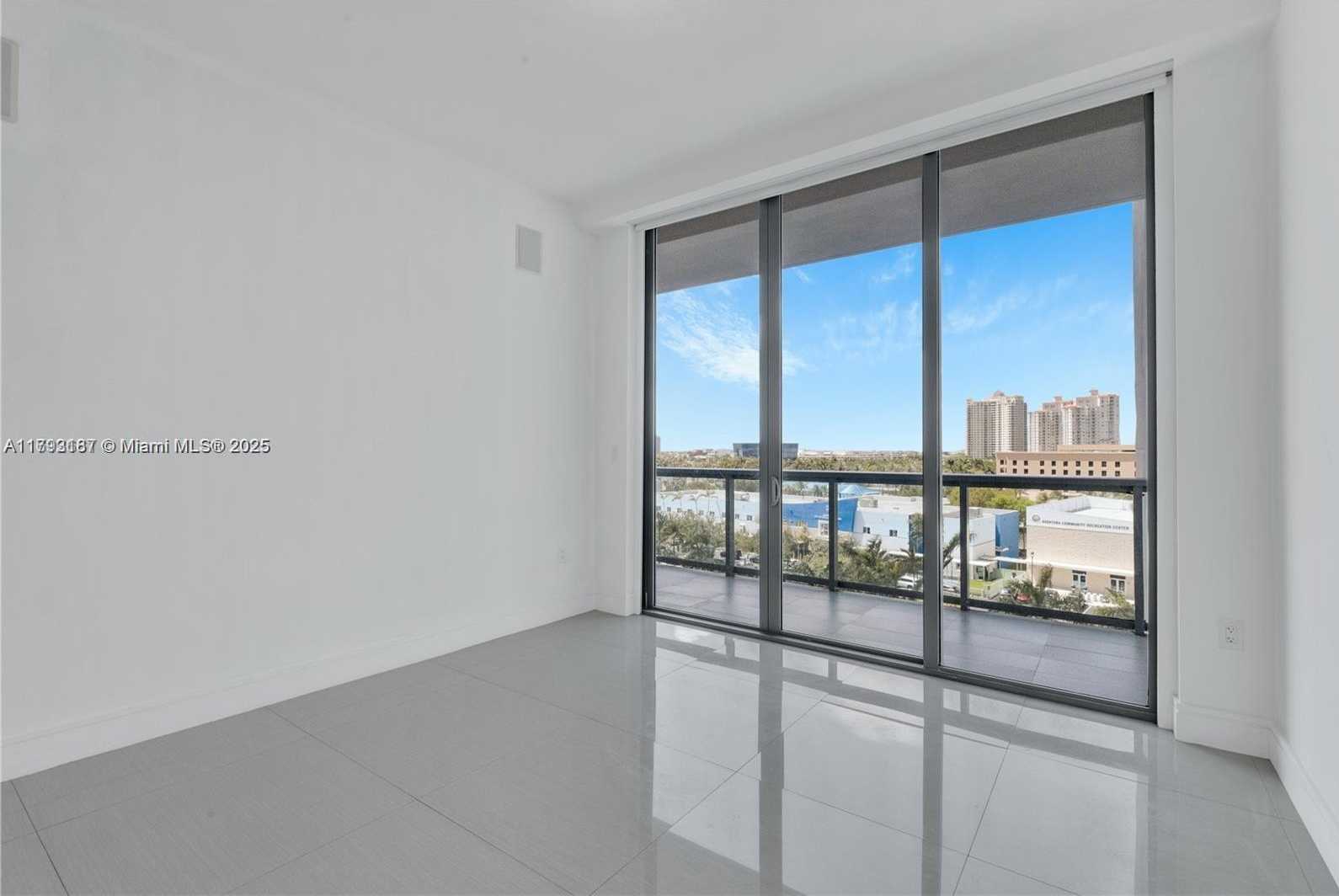 Small Image of 3300 NORTH EAST 188TH ST #611, Aventura Number 21