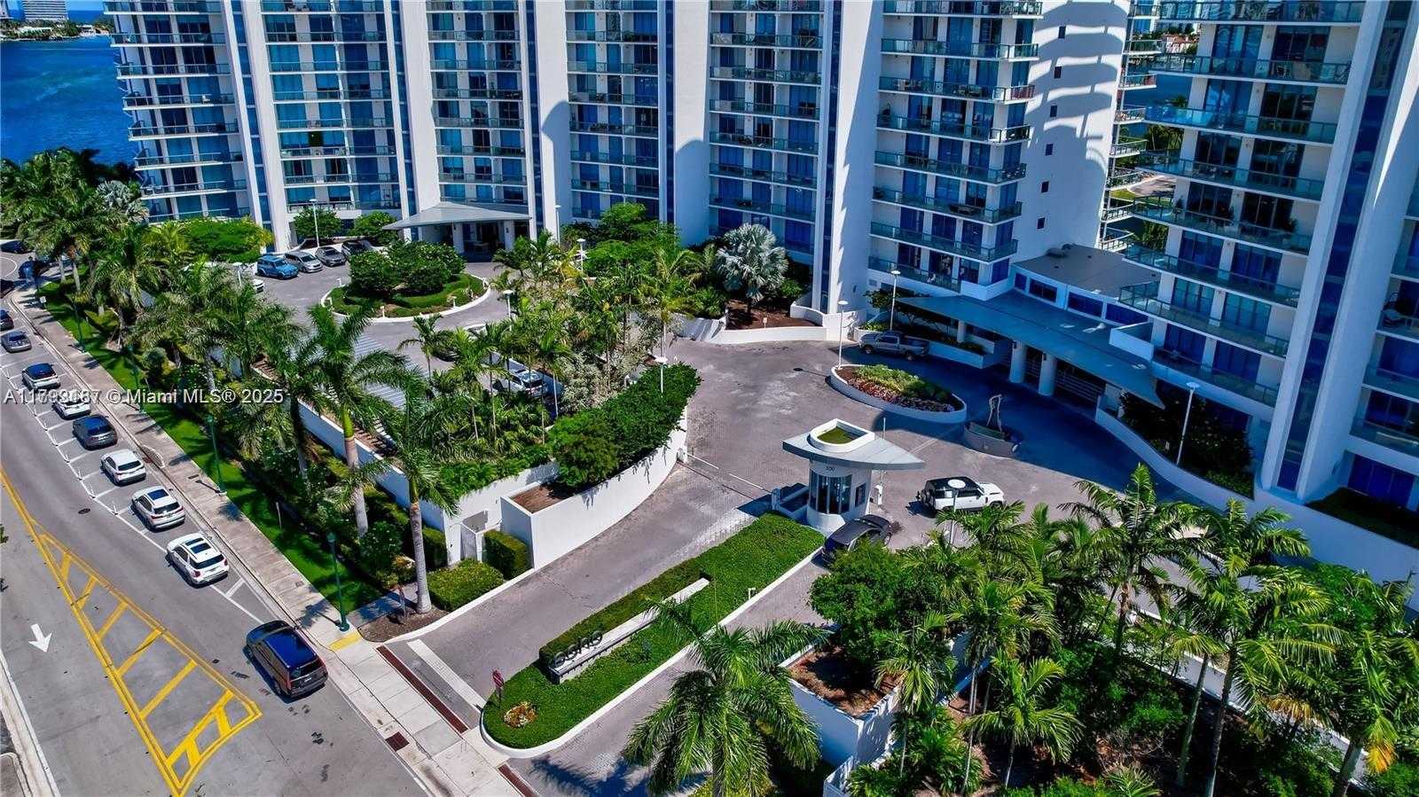 Small Image of 3300 NORTH EAST 188TH ST #611, Aventura Number 25