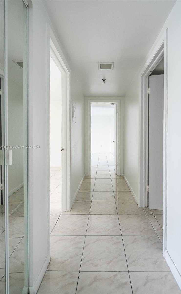 Small Image of 17600 NORTH BAY RD #N407, Sunny Isles Beach Number 9