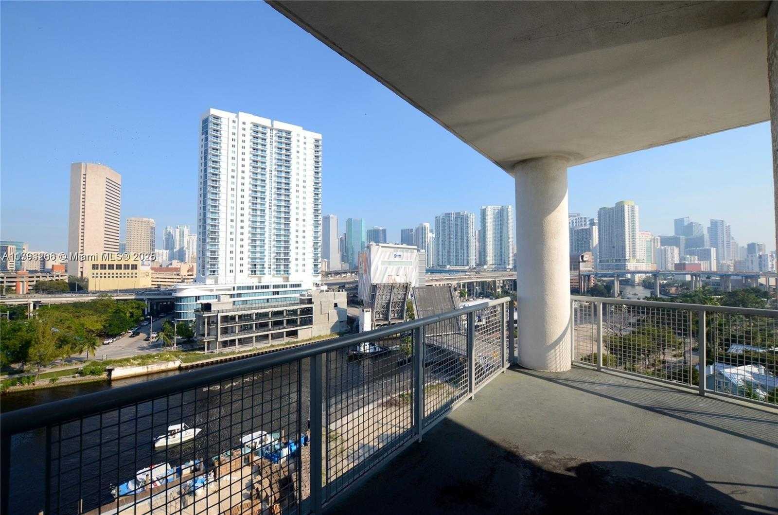 Small Image of 10 SOUTH WEST SOUTH RIVER DR #903, Miami Number 13