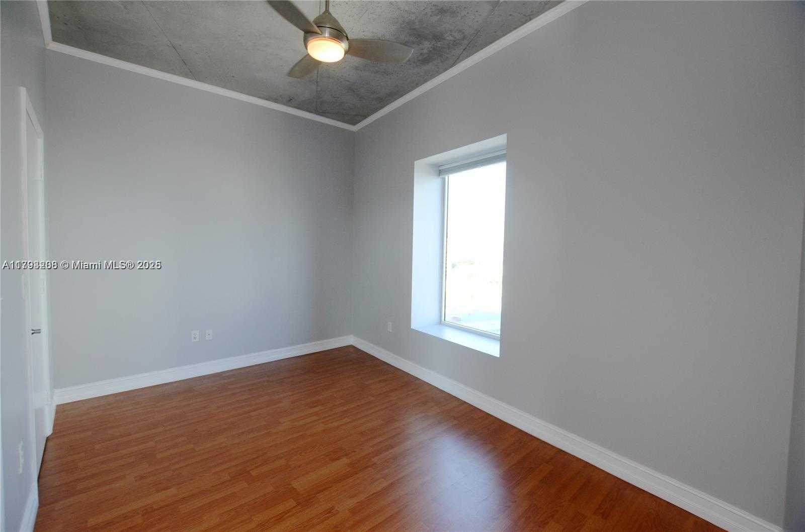 Small Image of 10 SOUTH WEST SOUTH RIVER DR #903, Miami Number 16
