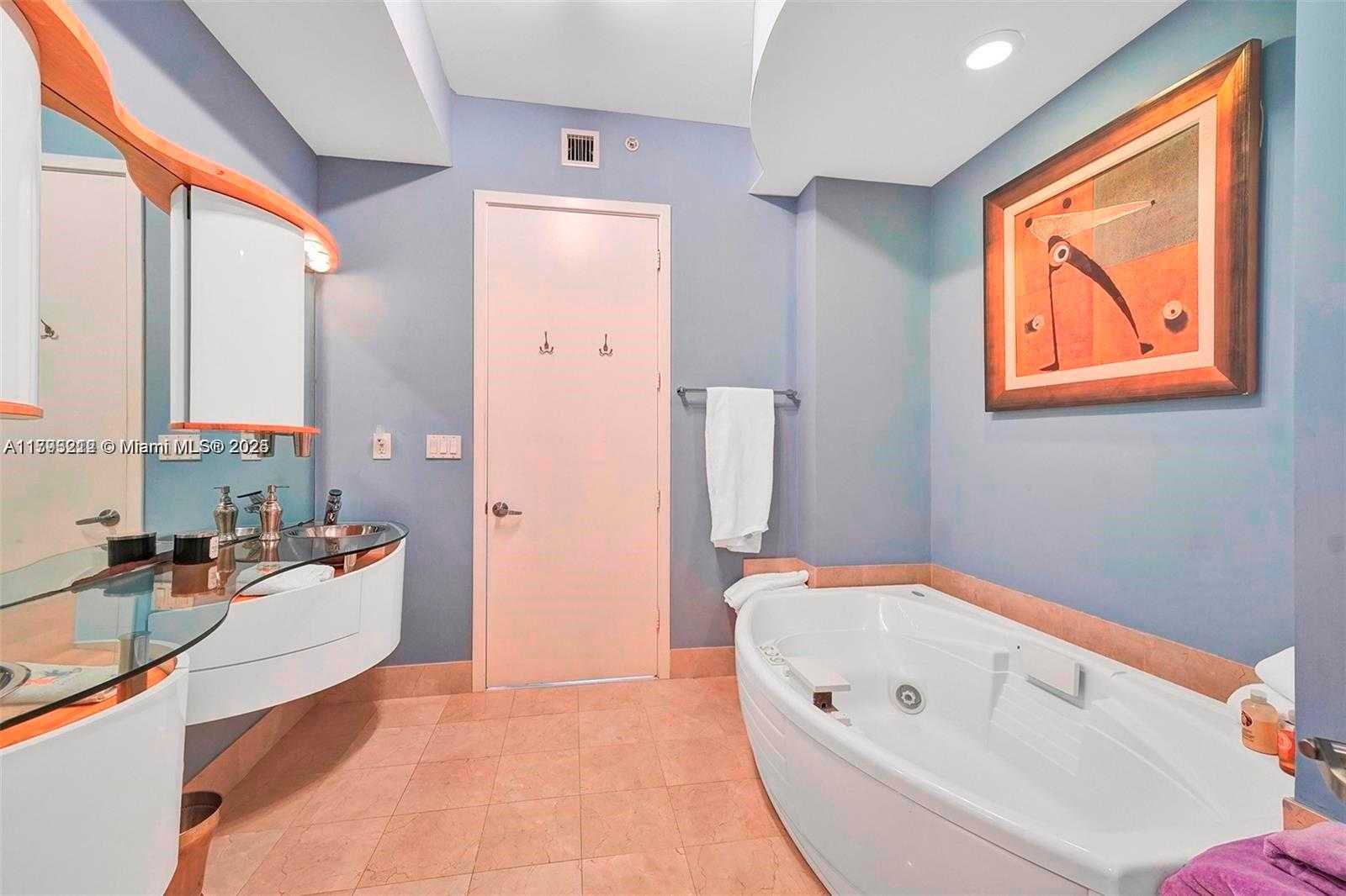 Small Image of 18101 COLLINS AVE #1105, Sunny Isles Beach Number 14
