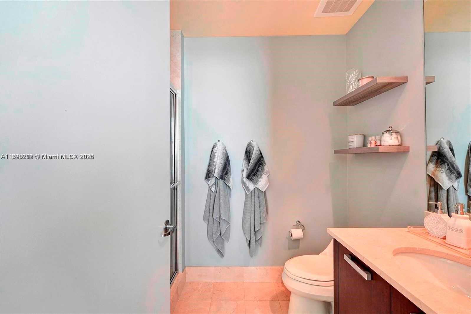 Small Image of 18101 COLLINS AVE #1105, Sunny Isles Beach Number 17
