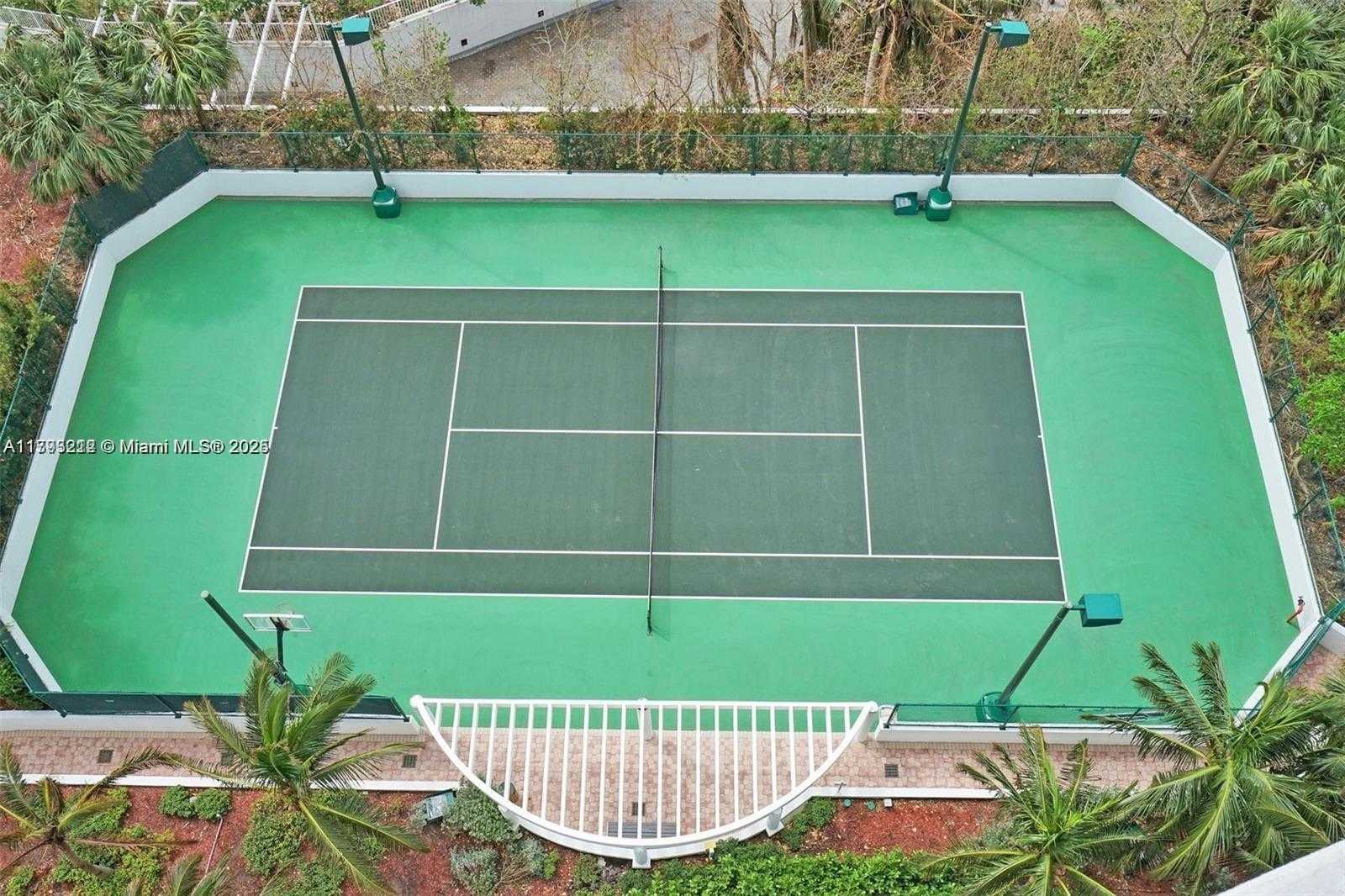 Small Image of 18101 COLLINS AVE #1105, Sunny Isles Beach Number 28