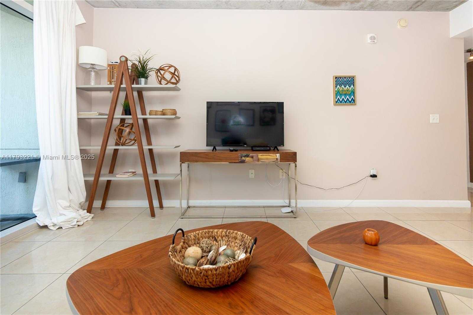 Small Image of 3250 NORTH EAST 1ST AVE #608, Miami Number 16