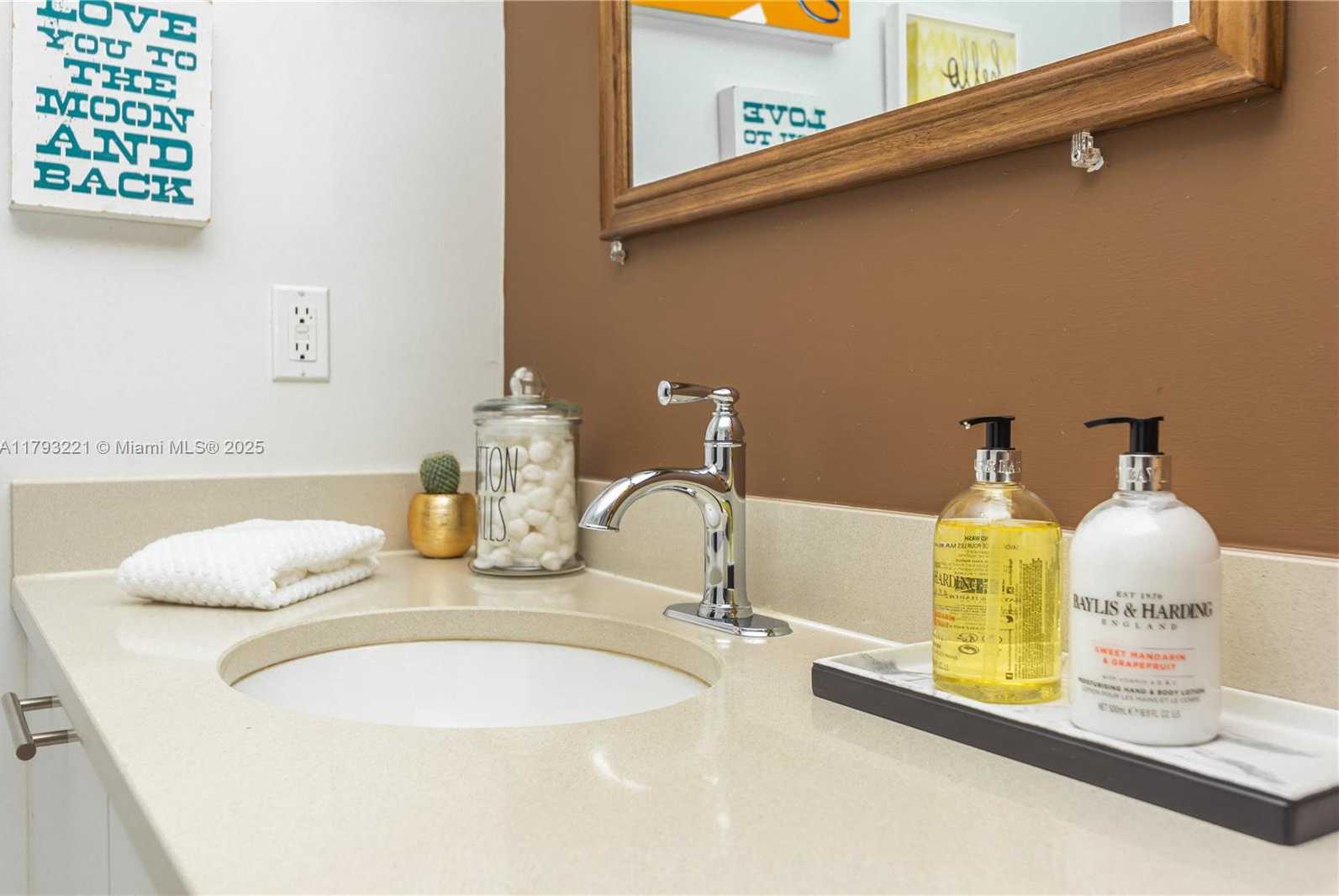 Small Image of 3250 NORTH EAST 1ST AVE #608, Miami Number 30