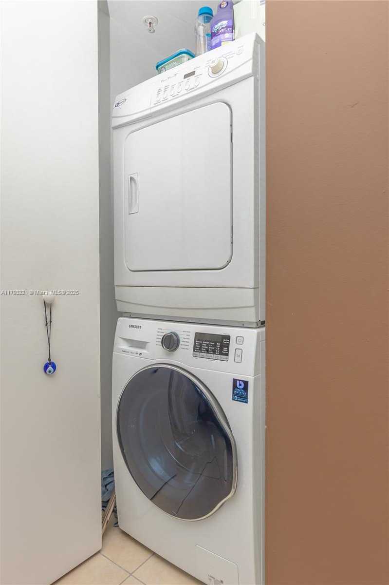 Small Image of 3250 NORTH EAST 1ST AVE #608, Miami Number 33