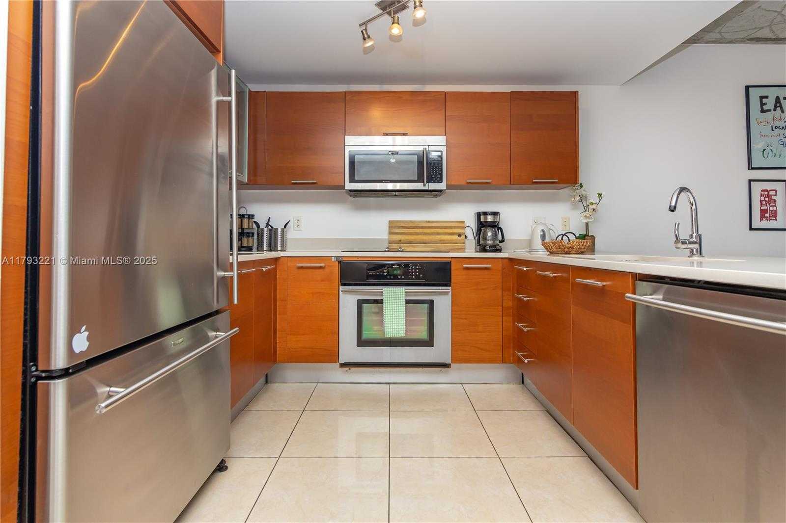 Small Image of 3250 NORTH EAST 1ST AVE #608, Miami Number 5