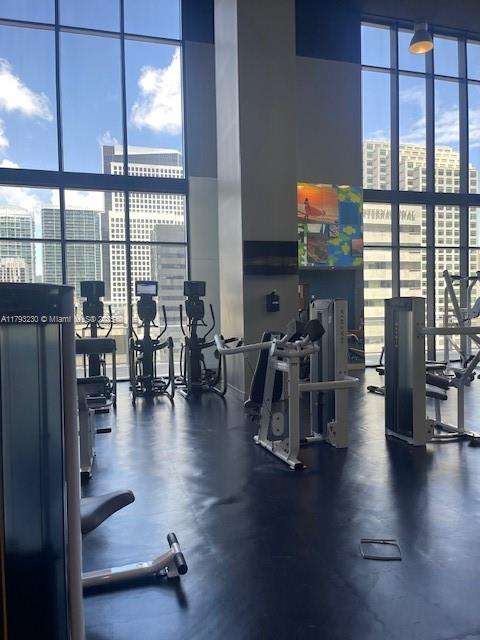 Small Image of 1010 BRICKELL AVE #3810, Miami Number 16