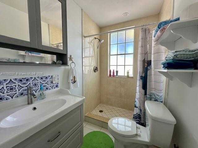 Small Image of 940 7TH ST #940D, Miami Beach Number 14