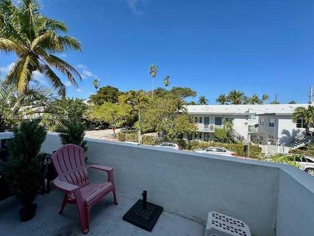 Small Image of 940 7TH ST #940D, Miami Beach Number 15