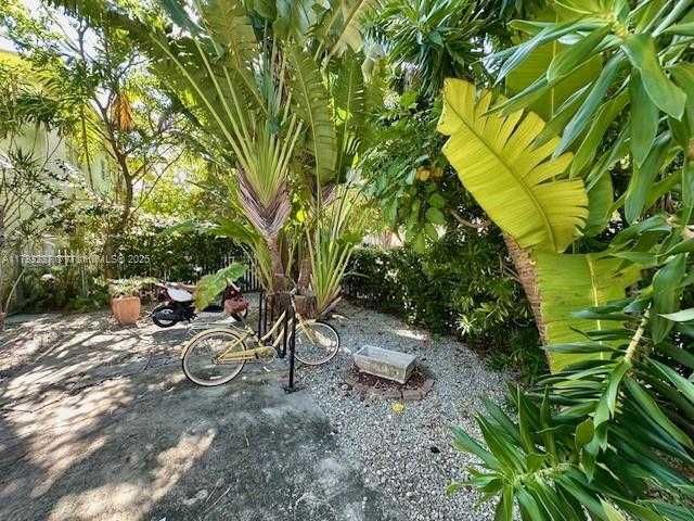 Small Image of 940 7TH ST #940D, Miami Beach Number 23