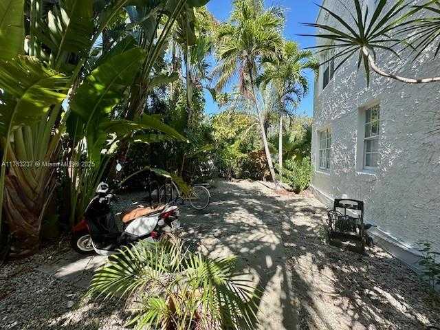 Small Image of 940 7TH ST #940D, Miami Beach Number 24