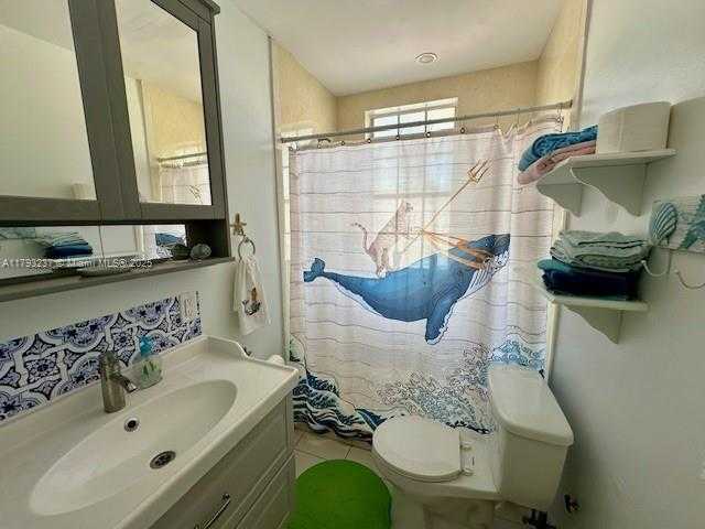 Small Image of 940 7TH ST #940D, Miami Beach Number 5