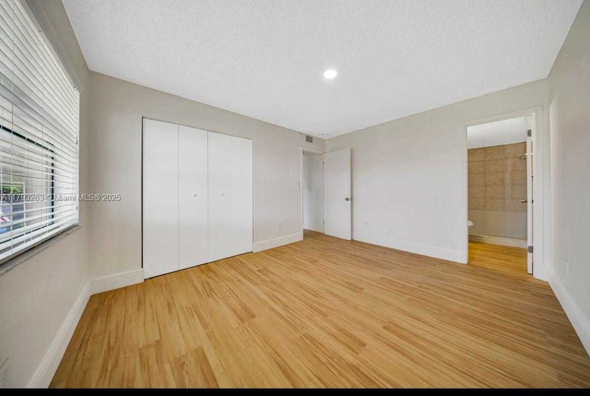 Small Image of 14863 SOUTH WEST 104TH ST #27-23, Miami Number 12