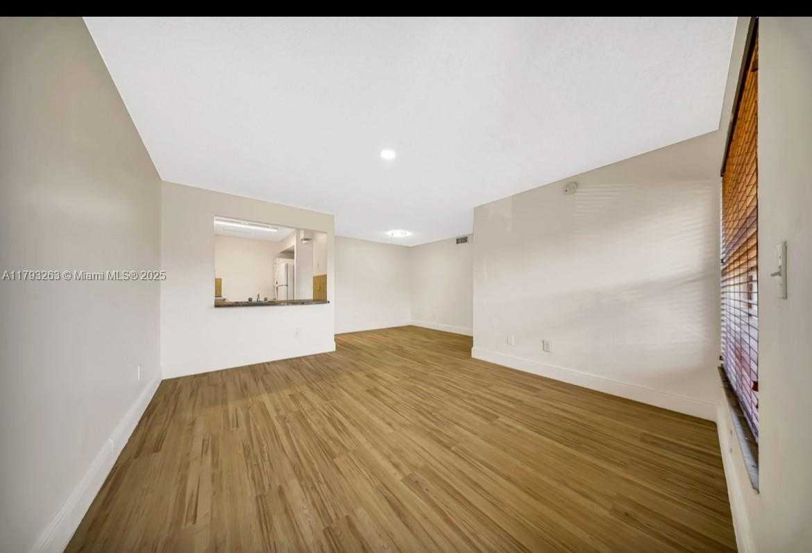Small Image of 14863 SOUTH WEST 104TH ST #27-23, Miami Number 2