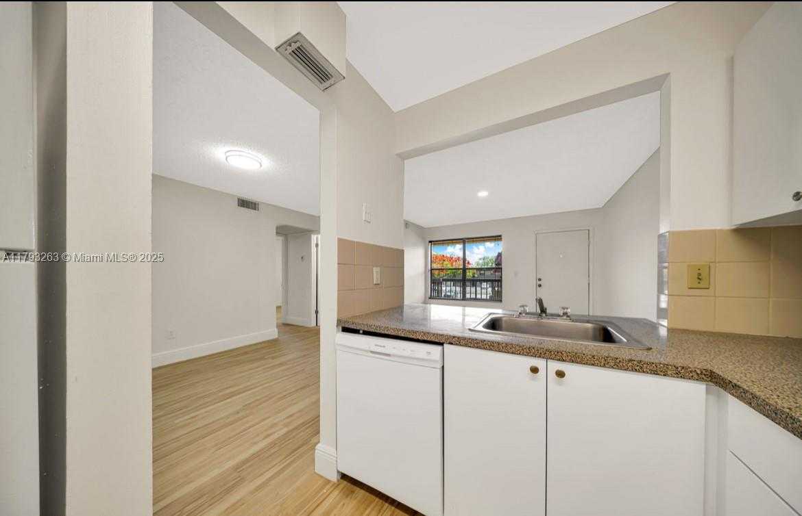 Small Image of 14863 SOUTH WEST 104TH ST #27-23, Miami Number 5