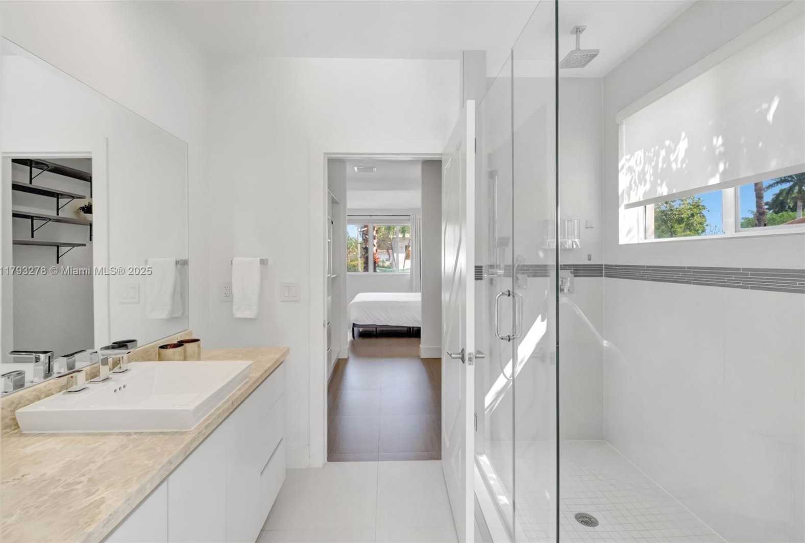 Small Image of 7800 CENTER BAY DRIVE, North Bay Village Number 13