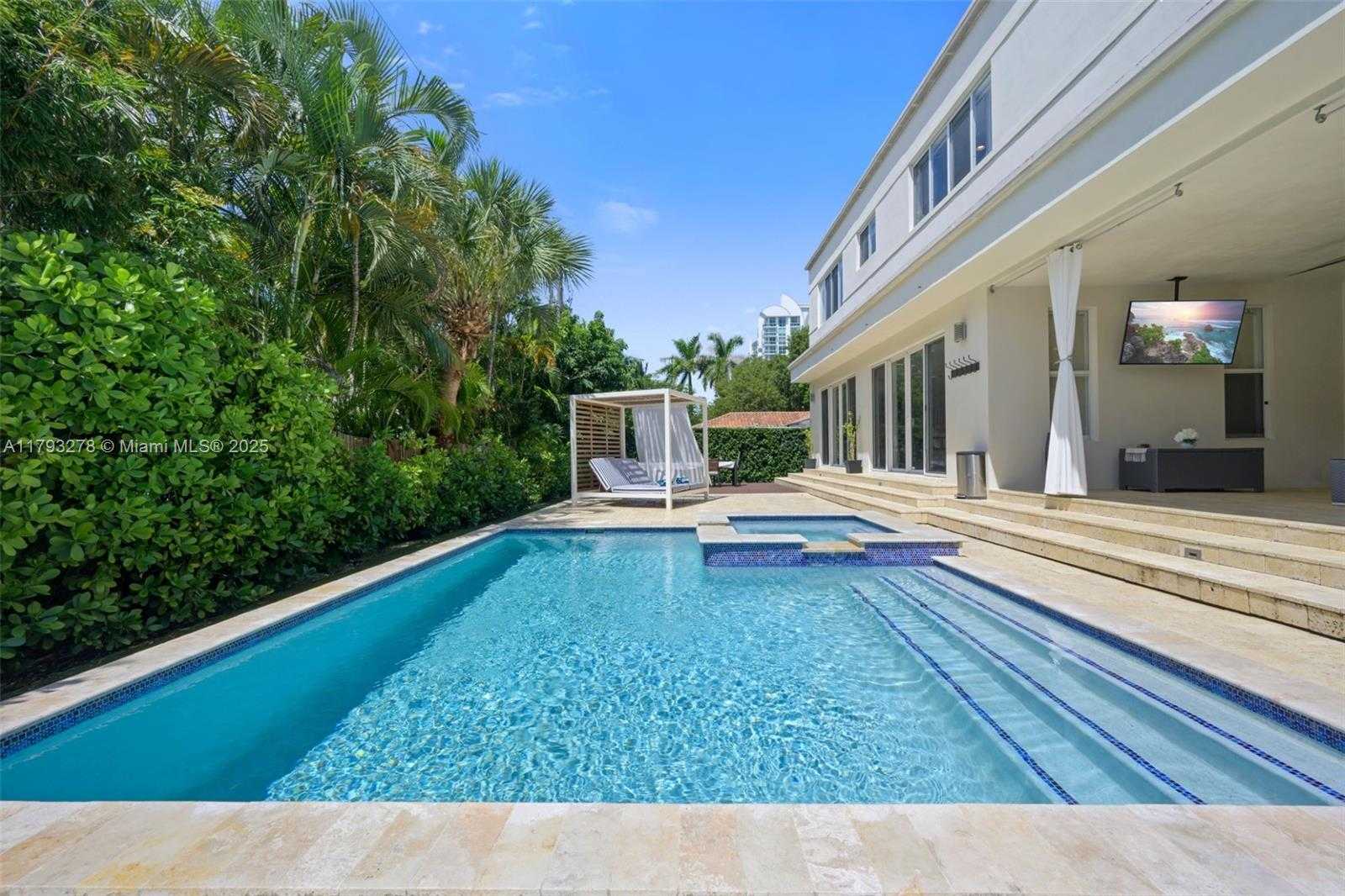 Small Image of 7800 CENTER BAY DRIVE, North Bay Village Number 2