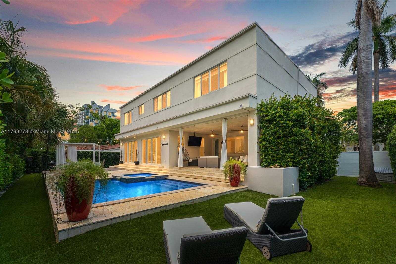 Small Image of 7800 CENTER BAY DRIVE, North Bay Village Number 48