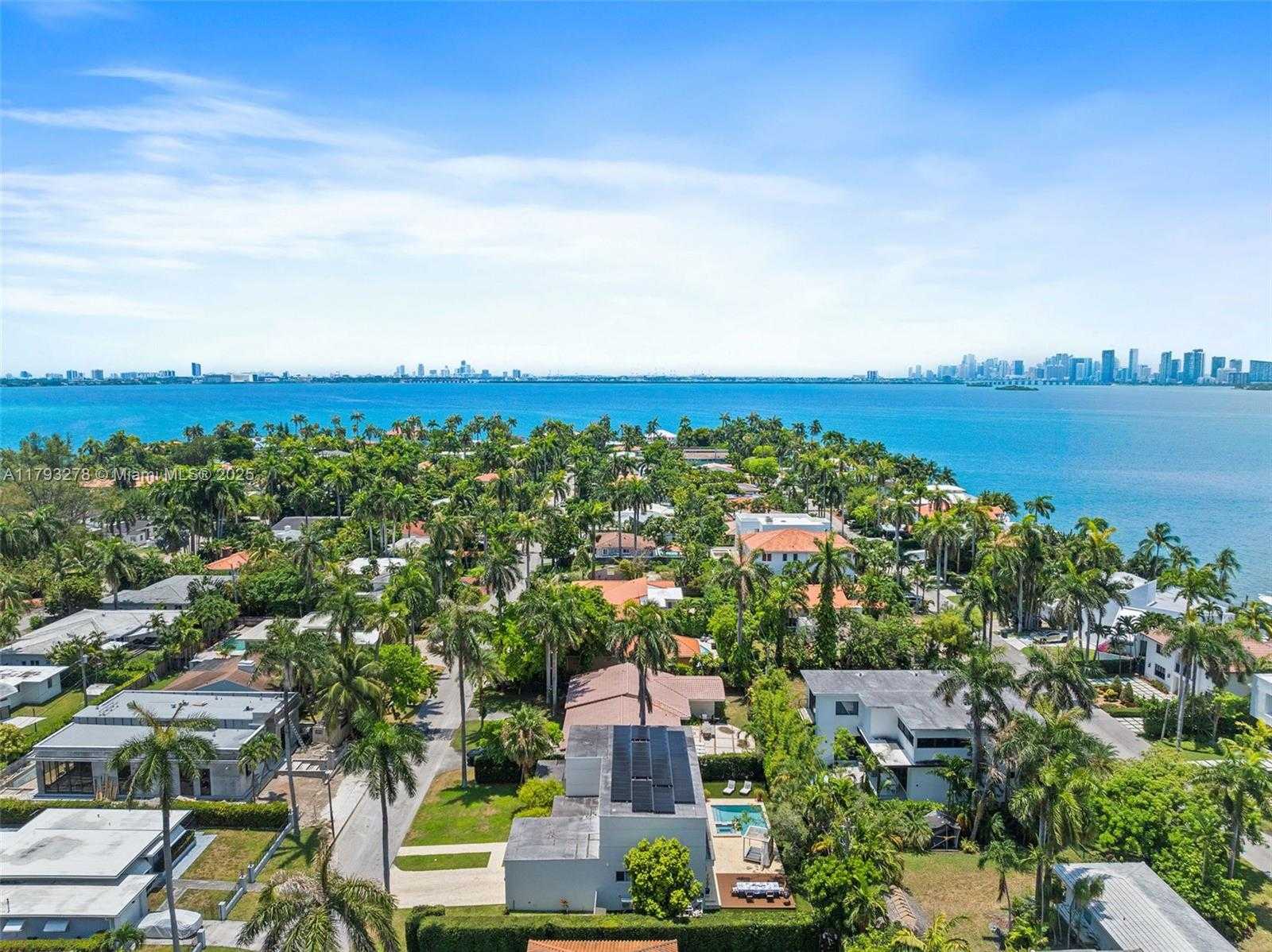 Small Image of 7800 CENTER BAY DRIVE, North Bay Village Number 55