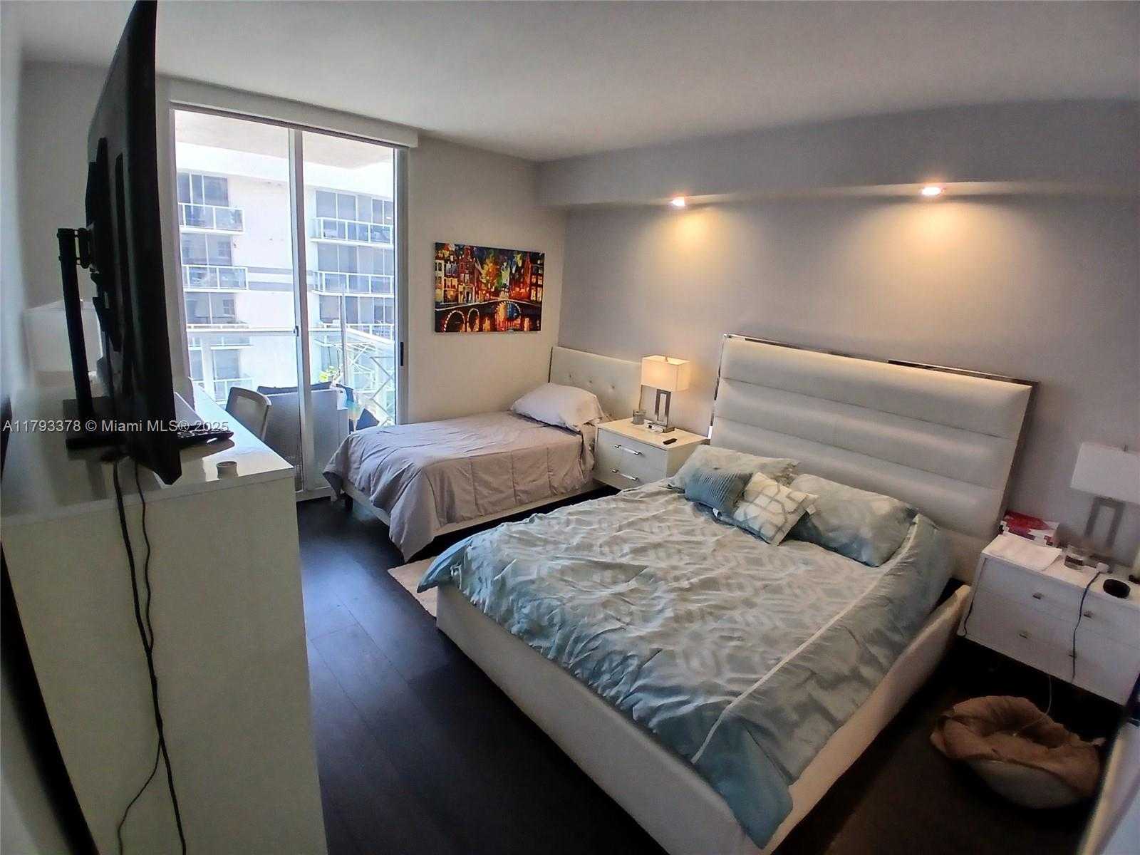 Small Image of 5085 NORTH WEST 7TH ST #PH6, Miami Number 18