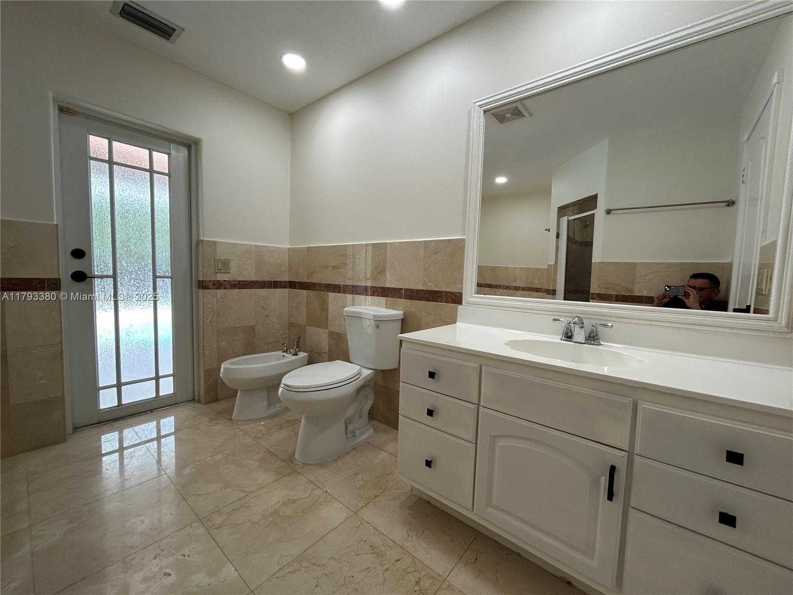 Small Image of 15030 SOUTH WEST 89TH AVE, Palmetto Bay Number 12