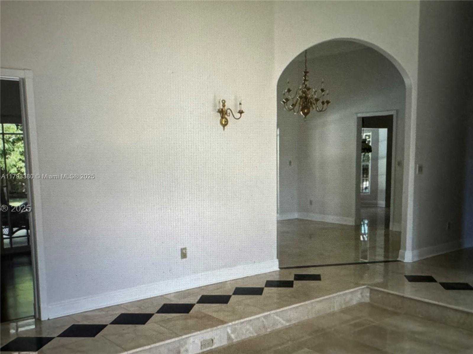 Small Image of 15030 SOUTH WEST 89TH AVE, Palmetto Bay Number 6