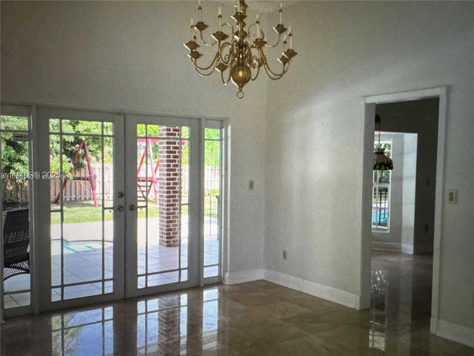 Small Image of 15030 SOUTH WEST 89TH AVE, Palmetto Bay Number 7