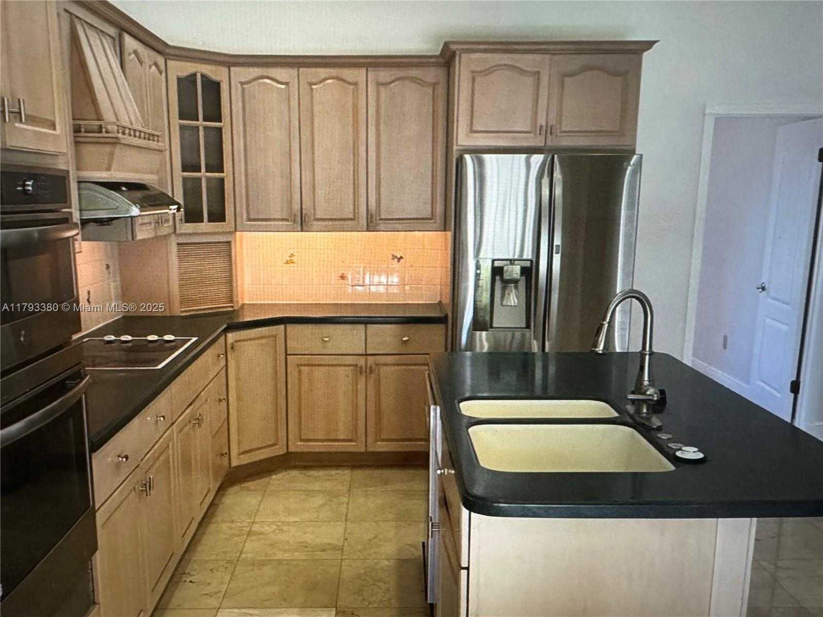 Small Image of 15030 SOUTH WEST 89TH AVE, Palmetto Bay Number 9