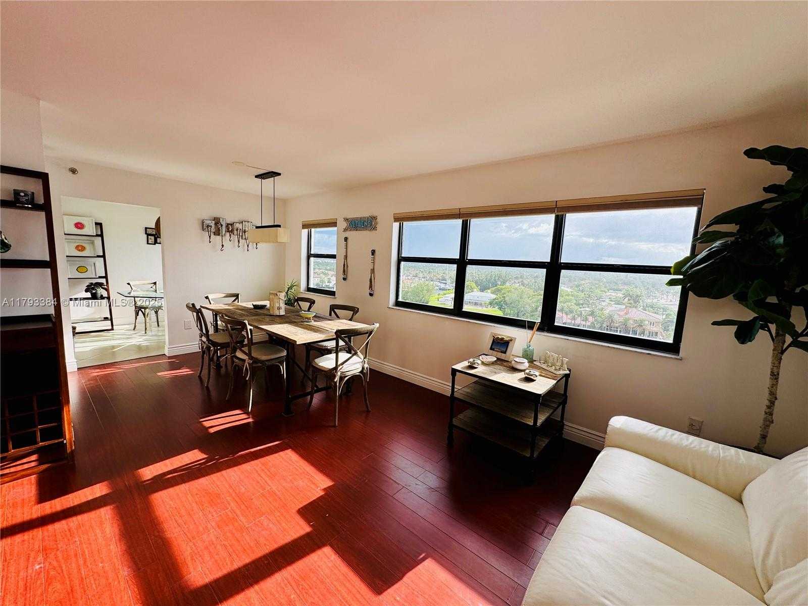 Small Image of 1201 SOUTH OCEAN DR #1011S, Hollywood Number 10