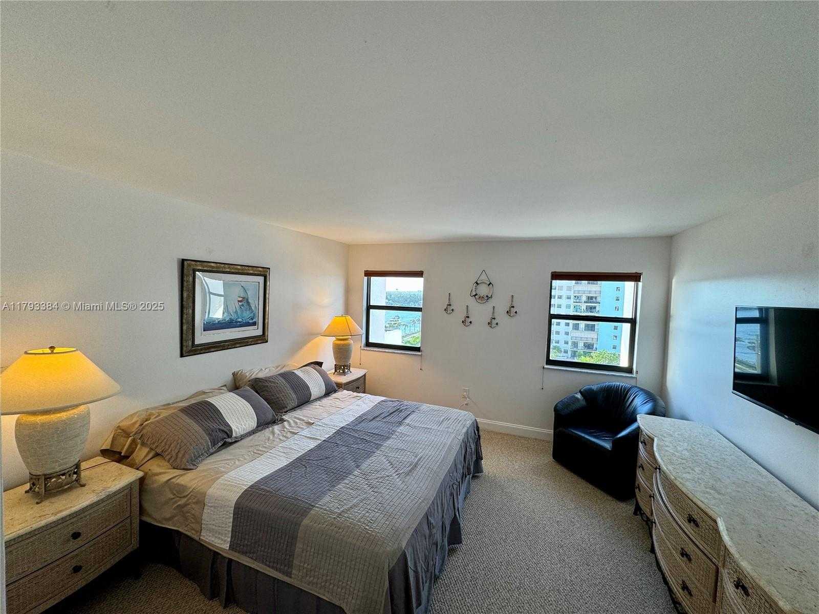 Small Image of 1201 SOUTH OCEAN DR #1011S, Hollywood Number 16
