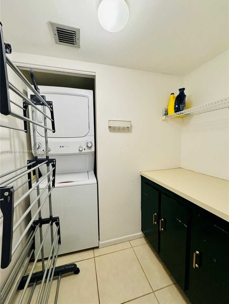 Small Image of 1201 SOUTH OCEAN DR #1011S, Hollywood Number 21