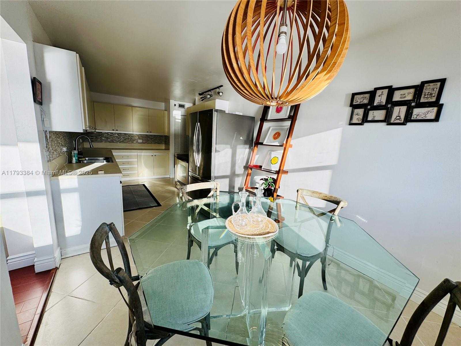 Small Image of 1201 SOUTH OCEAN DR #1011S, Hollywood Number 4