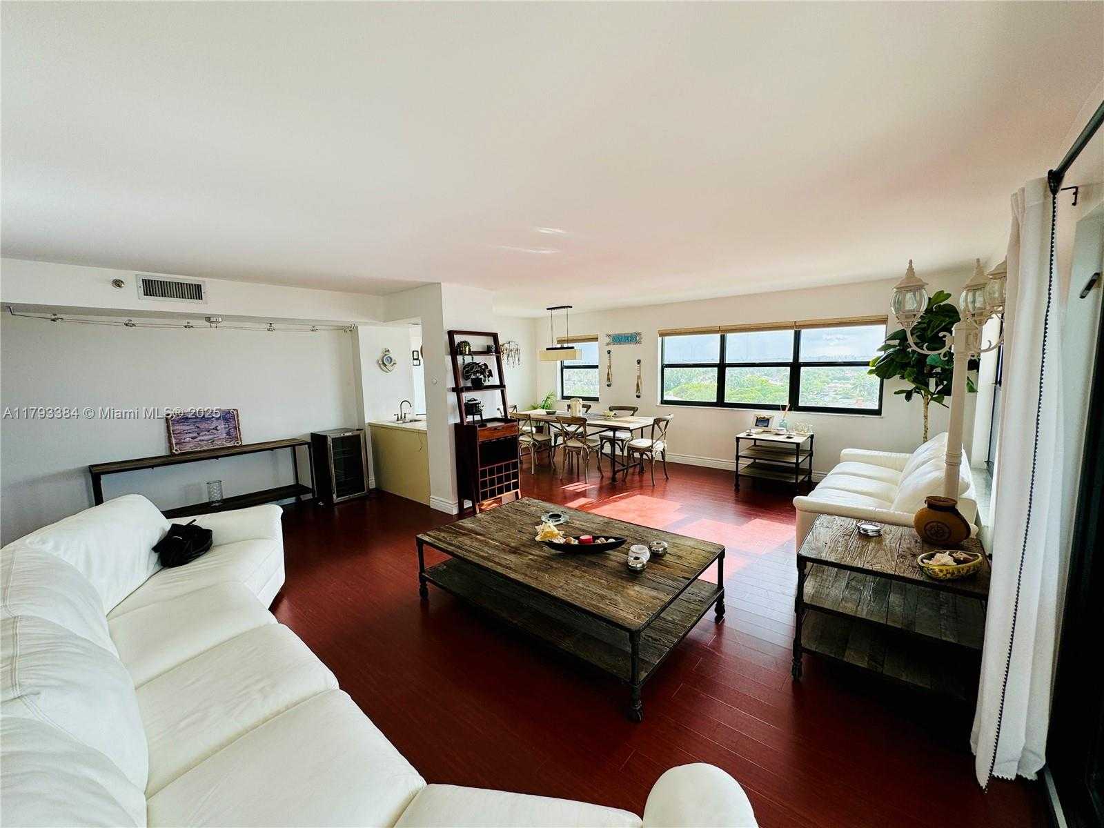 Small Image of 1201 SOUTH OCEAN DR #1011S, Hollywood Number 9