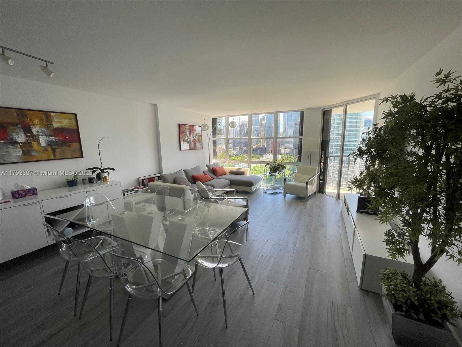 Small Image of 1901 BRICKELL AVE #B2111, Miami Number 10