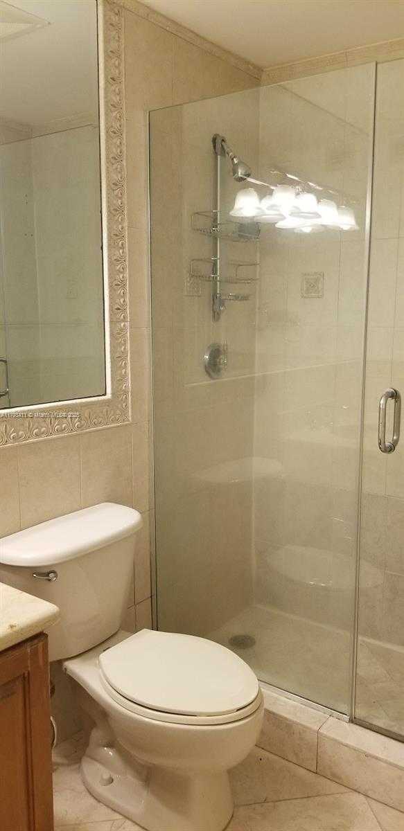 Small Image of 1455 NORTH TREASURE DR #1K, North Bay Village Number 9