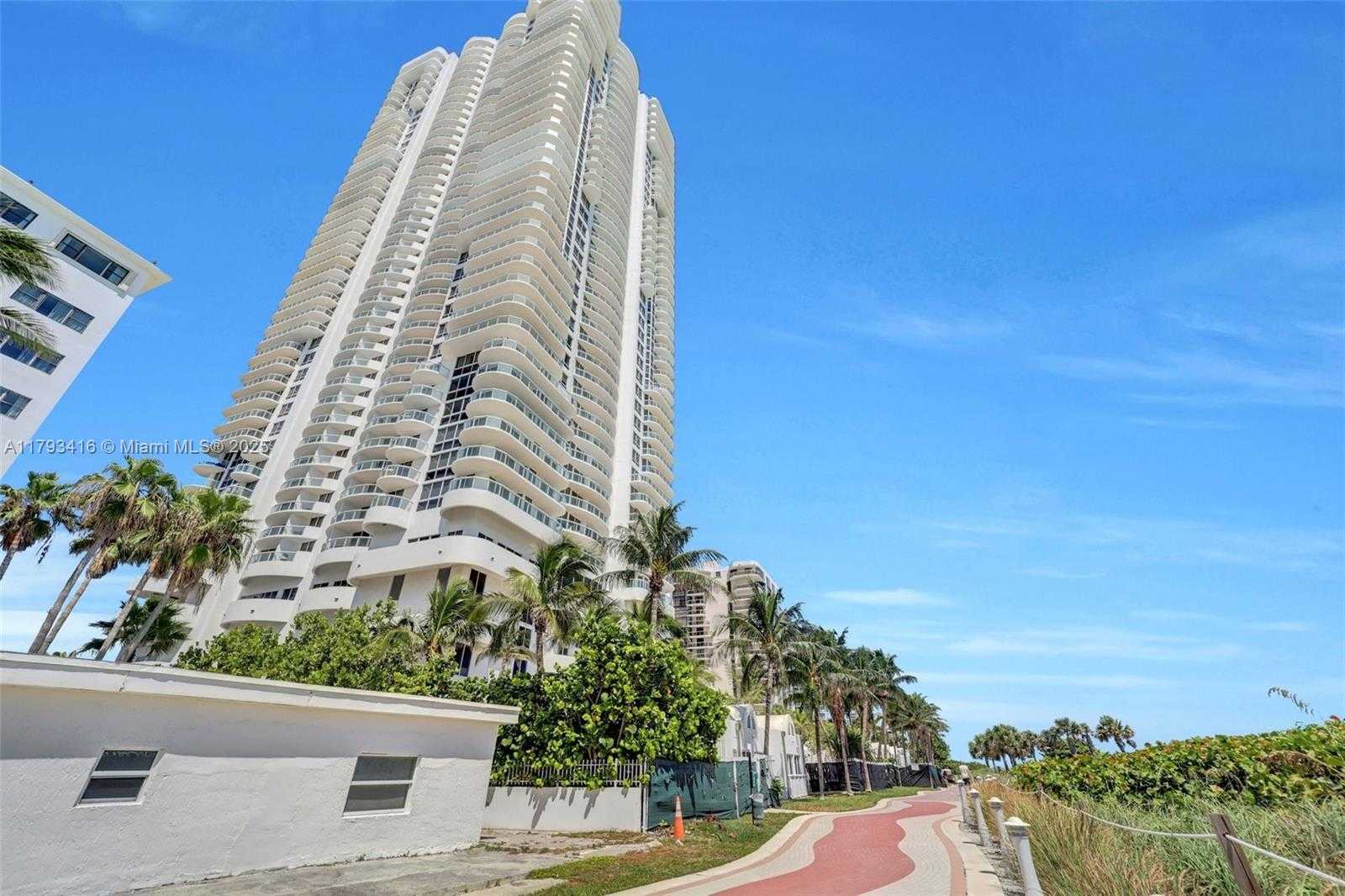 Small Image of Miami Beach Number 22